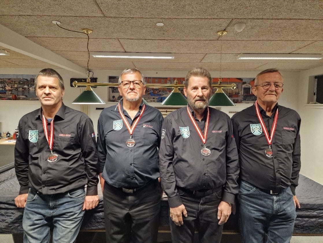 Bogense Billard Klub vandt sølvmedaljer i Bonusturneringens Regionsfinale for 4-mands oldboys kegler